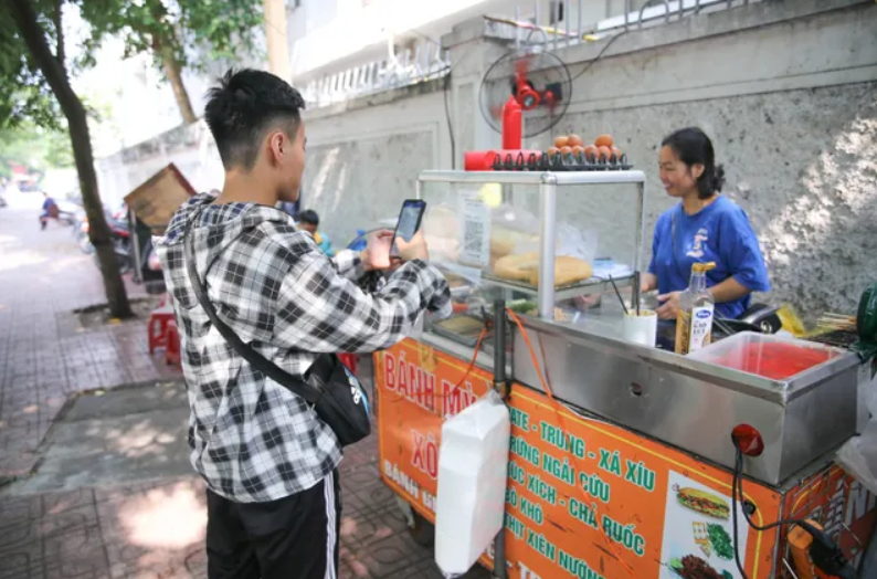 Thanh toán qua QR code tăng gần 900%